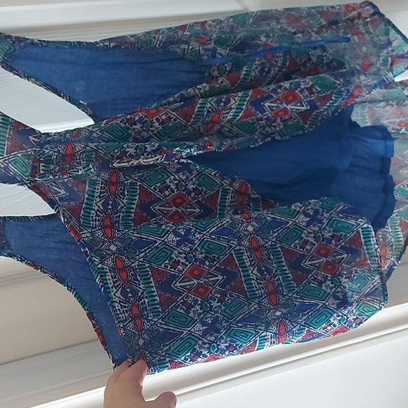 Flowy Racer Back Tank Top - Picture 4 of 4